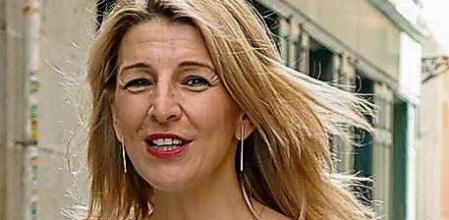 MADRID, 17/03/2023.- La vicepresidenta segunda y ministra de Trabajo y Economía Social, Yolanda Díaz, a su llegada a Impact Hub Piamonte para presentar el informe 