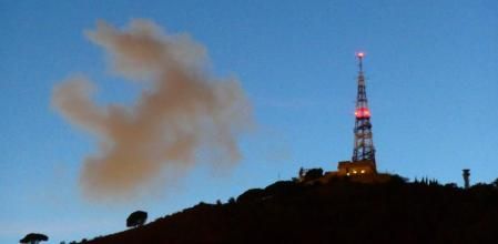 Las luces de la antena de Sant Pere Màrtir.