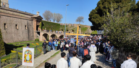 Vía crucis en Montjuïc.