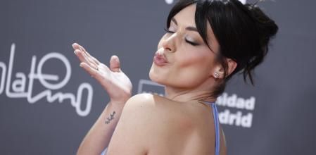 La influencer Dulceida posa a su llegada a la ceremonia de entrega de la décima edición de los Premios Platino en Madrid el pasado mes de abril