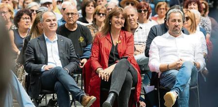 Juns ,Acte central de campanya a Manresa. Laura Borràs, el secretari general Jordi Turull, el candidat Ramon Bacardit, Miquel González / Shooting