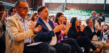 El alcalde de Lleida, Miquel Pueyo, junto a Junqueras, Vilalta y la número dos de la candidatura por Lleida, Jordina Freixanet