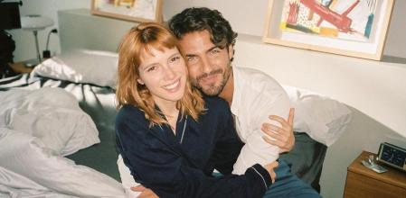 Valeria (Diana Gómez) y Víctor (Maxi Iglesias) durante la serie
