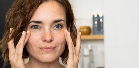 5 cosméticos faciales recomendados por farmacéuticos para mantener la piel joven