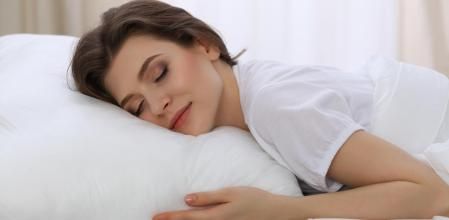 Almohada Viscoelástica Carbono Perforada