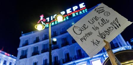 Manifestación en la Puerta del Sol contra las agresiones homófobas Cientos de personas se congregan el la madrileña Puerta del Sol para pedir fin a la violencia homófoba y contra el colectivo LGTBIQ