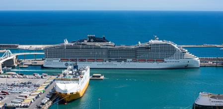 Primera parada del nuevo crucero MSC World Europa en Barcelona. Barcelona, 14 de Abril de 203