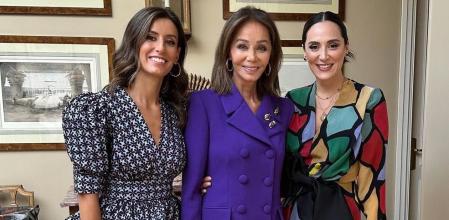 Tamara Falcó junto a su madre Isabel Preysler y su hermana pequeña Ana Boyer