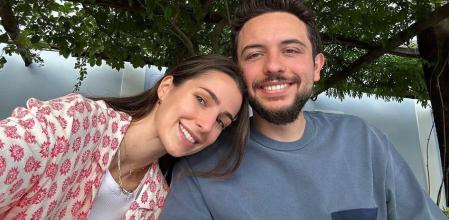 Los príncipes herederos posan felices y relajados un mes después de su boda