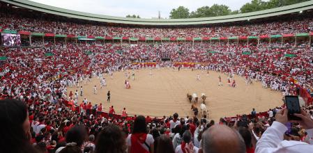 Panorámica de la plaza de toros de Pamplona, este viernes, 7 de julio