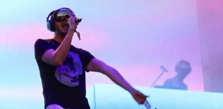 Guille Milkyway, durante una actuación de La Casa Azul en Benicassim