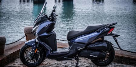 Scooter GT Joyride 300