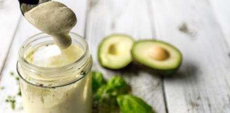 La mayonesa de aguacate es un aliño muy común en Sudamérica