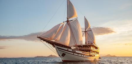 Las hermanas Kardashian navegaron en el Prana by Atazaró en 2021