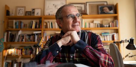 Quimi Portet, fotografiado en su casa