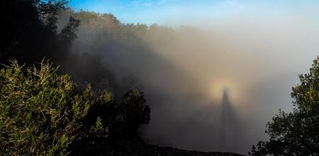 El espectro de Brocken en el valle de Sau.
