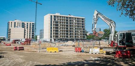 15 - 05 - 2023 / Barcelona / Contruccion viviendas barrio La Marina / Foto: Llibert Teixidó