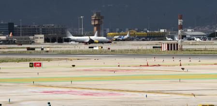 Maniobras de aviones en el aeropuerto de Barcelona