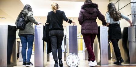 El debate sobre la reducción de la jornada vuelve a centrar el debate