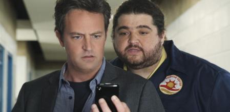 Matthew Perry con Jorge Garcia en 'Mr Sunshine'.