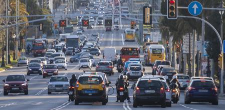 El impuesto de circulación es tributo obligatorio que gestionan los municipios y se paga una vez al año&nbsp;