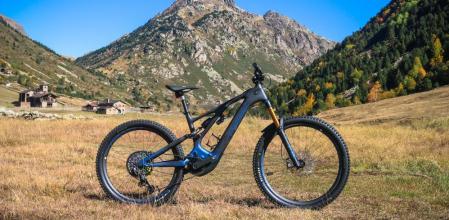 Bicicleta Eléctrica Specialized Turbo Levo en Vall d'Incles.