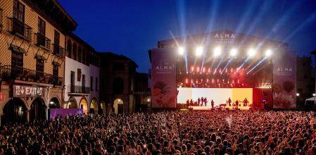 FOTO ALEX GARCIA EL CONCIERTO DE FITO PAEZ INAUGURA EL FESTIVAL ALMA DE PEDRALBES EN EL POBLE ESPANYOL 2023/07/11