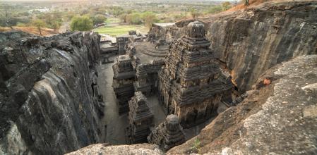 El templo de Kailasa de las cuevas de Ellora