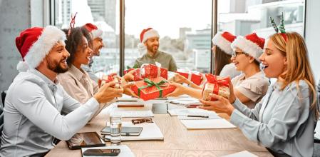 Ideas innovadoras para el amigo invisible en cenas de empresa