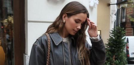 María Pombo con la cazadora de Mango