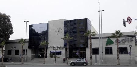 Imagen de la estación Alicante-Término, en cuyas inmediaciones está previsto construir una estación subterránea del TRAM que permitirá un enlace rápido con la red ferroviaria.