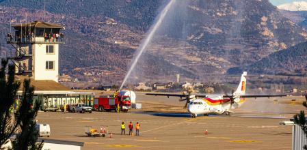 Bienvenida al primer vuelo de Air Nostrum de la línea a Madrid