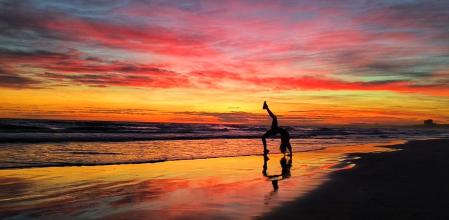 La postura de la rueda en la playa de Calafell.