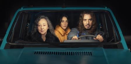 Carmen Machi, Macarena García y Santi Marín en 'Nuestros actos ocultos' en Matadero