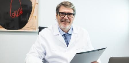 El Dr. Eduard Rabat es cirujano ortopédico, traumatólogo y especialista en cirugía del pie y tobillo&nbsp;