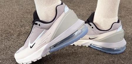 Nike Air Max Pulse, zapatillas al 50% de descuento.