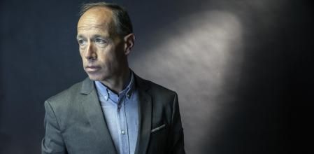 Francesc Torralba, en la redacción de 'Guyana Guardian'