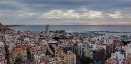 Una panorámica de Alicante, a finales de febrero de 2024.