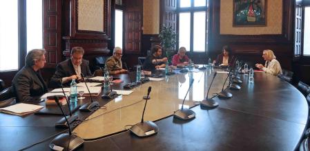 Inicio de la reunión de la Mesa del Parlament, este martes
