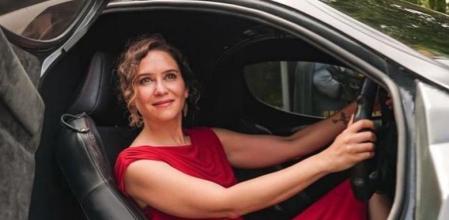 Isabel Díaz Ayuso en el 20 aniversario del Parque Warner