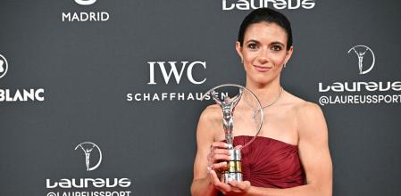 Aitana Bonmati con su premio Laureus
