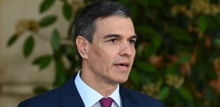 MADRID, 29/04/2024.- El presidente del Gobierno, Pedro Sánchez, durante su comparecencia institucional en La Moncloa, en la que ha comunicado este lunes que ha decidido seguir al frente del Ejecutivo 