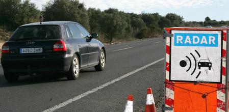 Radar movil carretera N-420 Mora Falset Foto Vicenç Llurba Lv 13-01-2016
