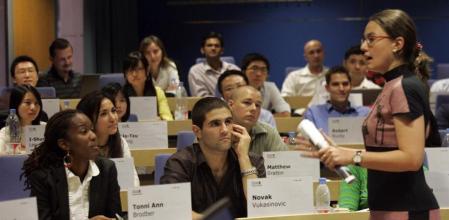 FOTO ALEX GARCIA MASTER DE ADMINISTRACION DE EMPRESAS (MPA) EN ESADE 09/10/09
