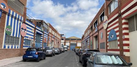 Una de las calles de la Ciudad Fallera de València, esta semana