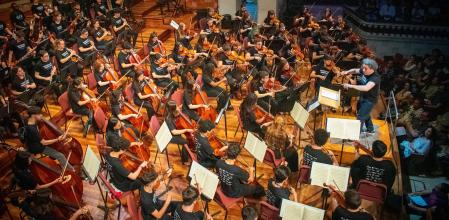Foto PAULA SAMA 27/05/2024. Ensayo abierto del director musical Gustavo Dudamel y Youth Orchestra Los Angeles en el Palau de la Musica Catalana en Barcelona.