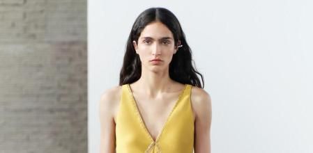 Vestido lencero de Zara