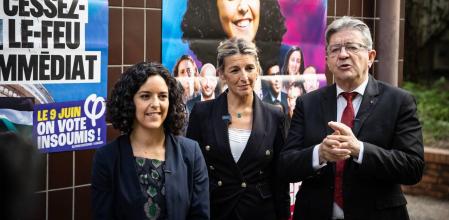 Yolanda Diaz (c) y Jean Luc Melenchon (d) este miércoles en París