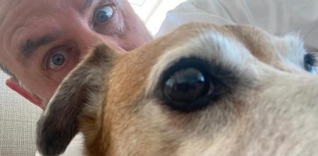 Jordi Basté con su hija perruna Jackie