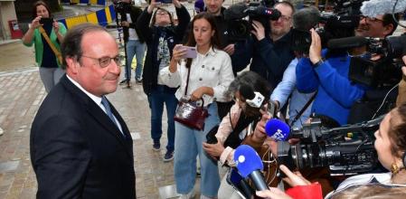 François Hollande, este sábado, en Tulle, en el departamento de Corrèze, donde anunció su candidatura a la Asamblea Nacional